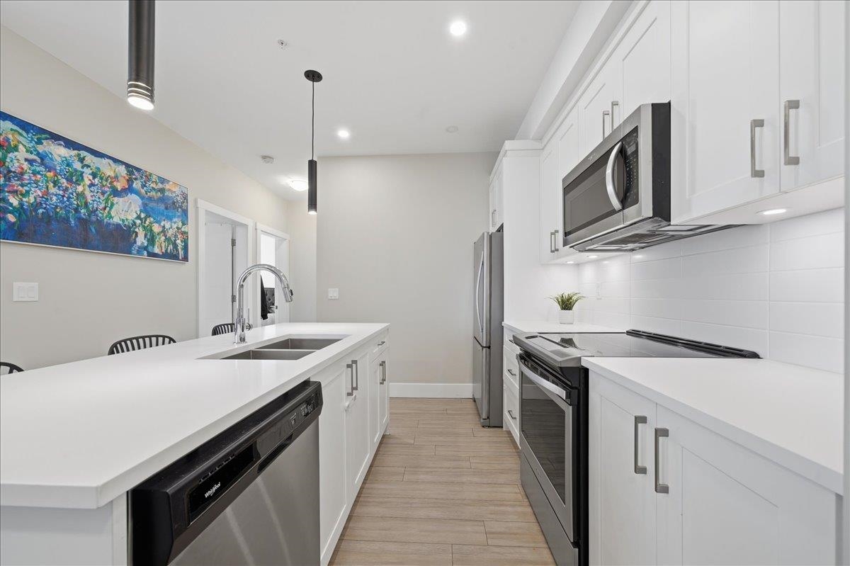 Additional image 5 of 506-22335 Mcintosh Avenue, Maple Ridge, BC, V2X 3C2
