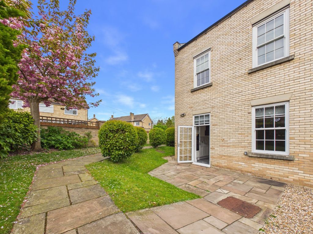 Additional image 14 of 1 bed flat for saleThe Beeches, 99 Main Street, Willerby, Hull, East Riding Of Yorkshire HU10