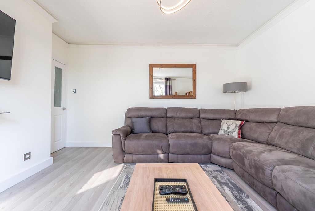 Additional image 7 of 2 bed flat for saleHillrigg Avenue, Airdrie ML6
