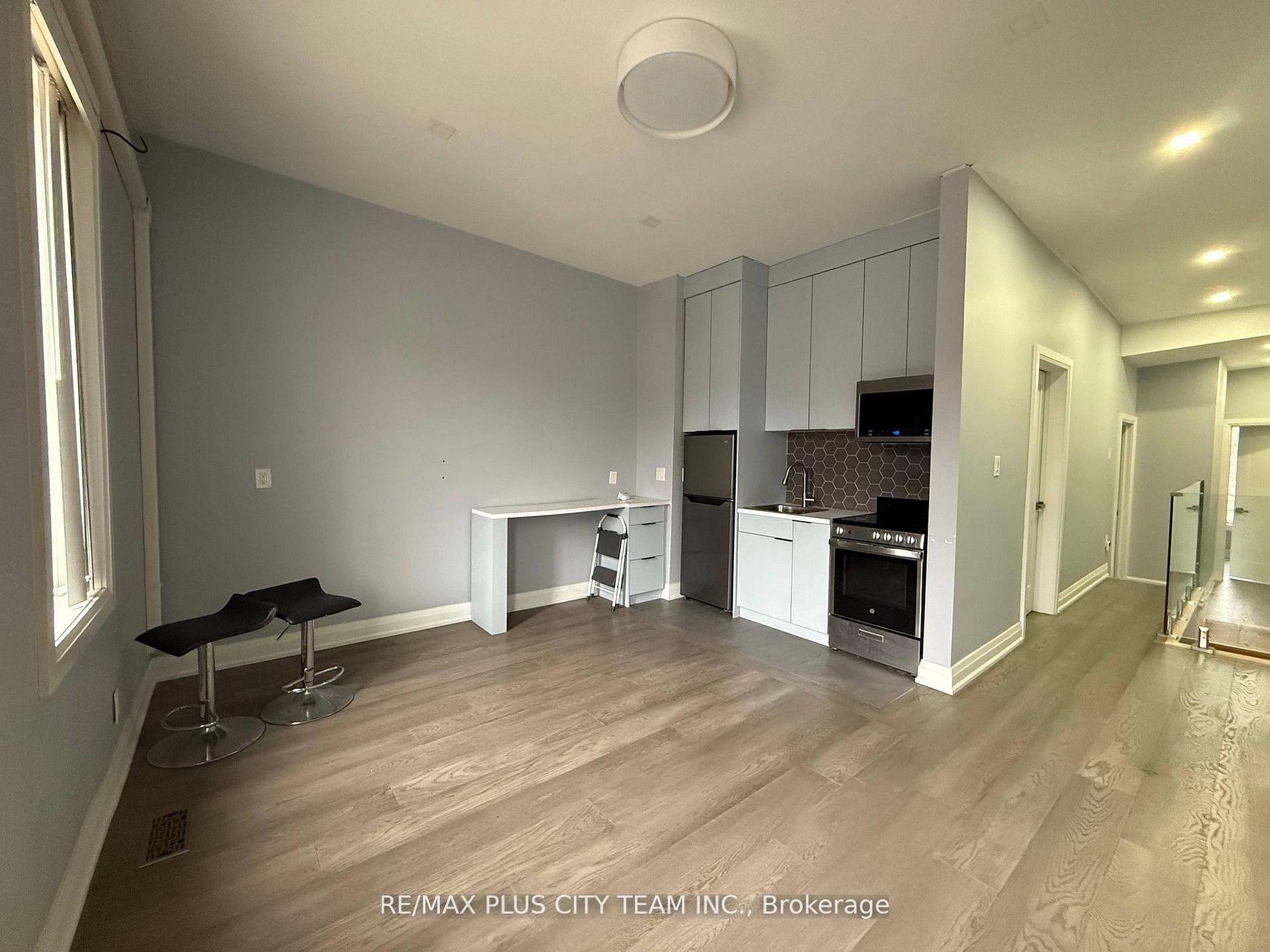 Additional image 6 of 11 Baden Street, Toronto, ON, M6J 1Z3