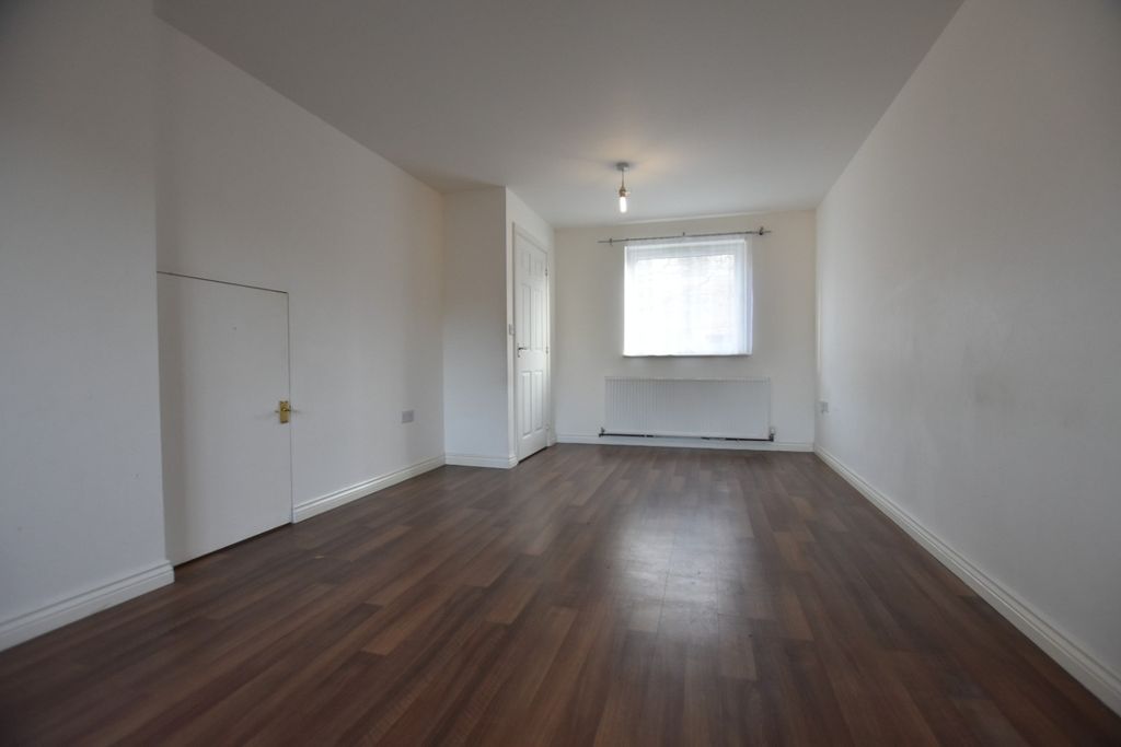 Additional image 13 of 4 bed terraced house to rentLakeview Way, Hampton, Peterborough PE7