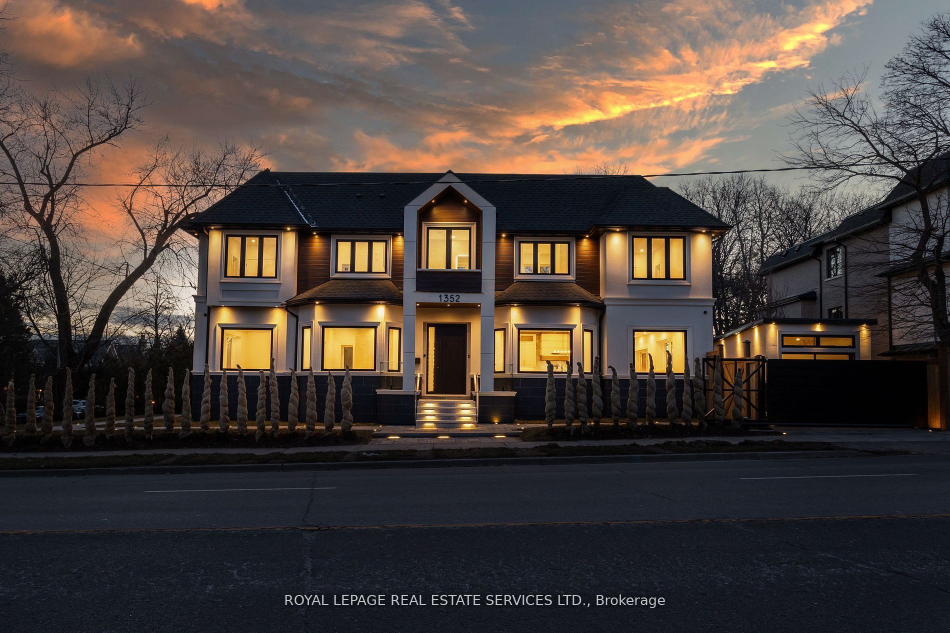 1352 Mount Pleasant Road, Toronto, ON, M4N 2T5