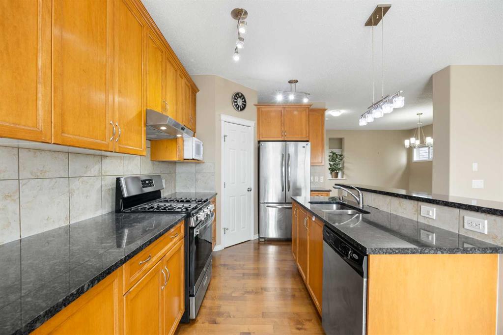 Additional image 5 of 65 Panora Way NW, Calgary, AB, T3K 0R4