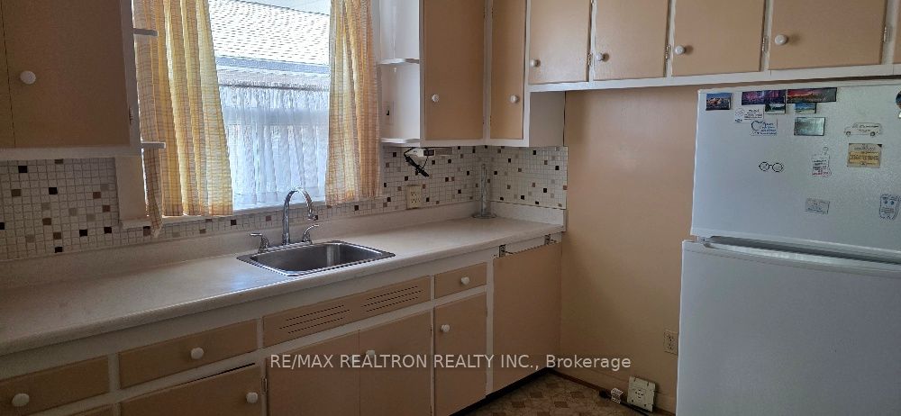 Additional image 6 of 45 Lewiston Road, Toronto, ON, M1P 1X8