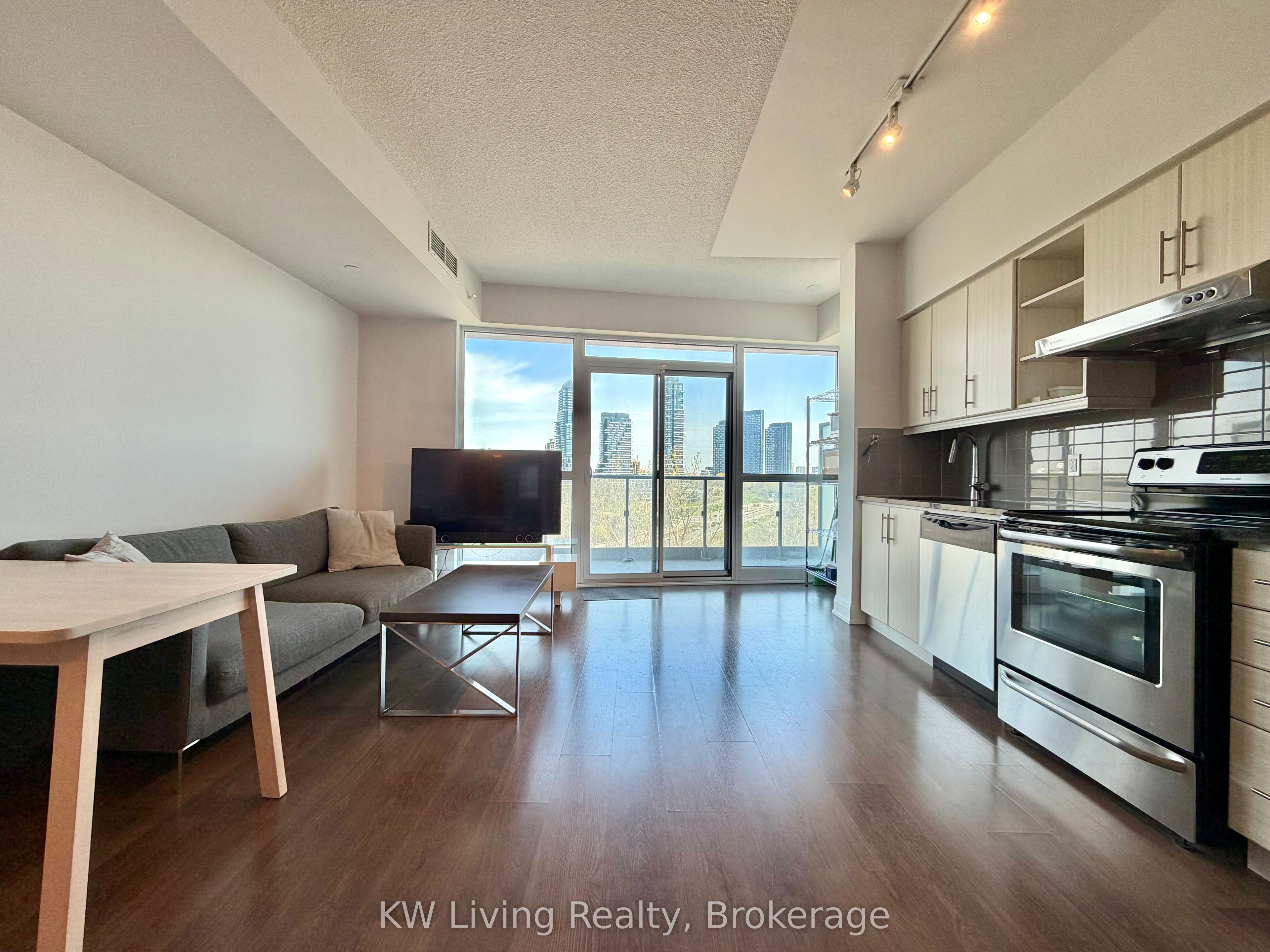 Additional image 2 of 517-160 Vanderhoof Avenue, Toronto, ON, M4G 0B7