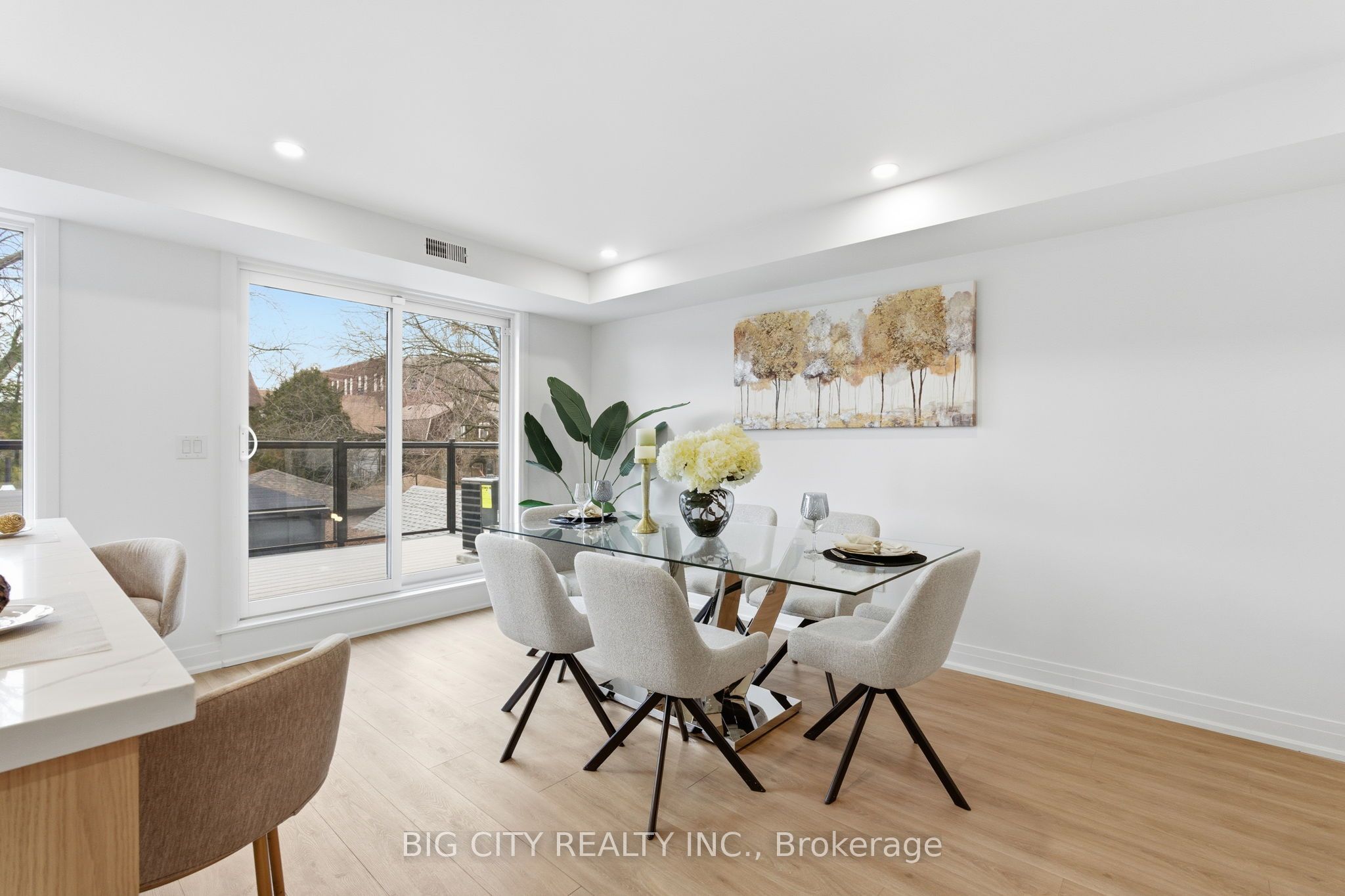 Additional image 5 of 3-68 Westholme Avenue, Toronto, ON, M6P 3B8