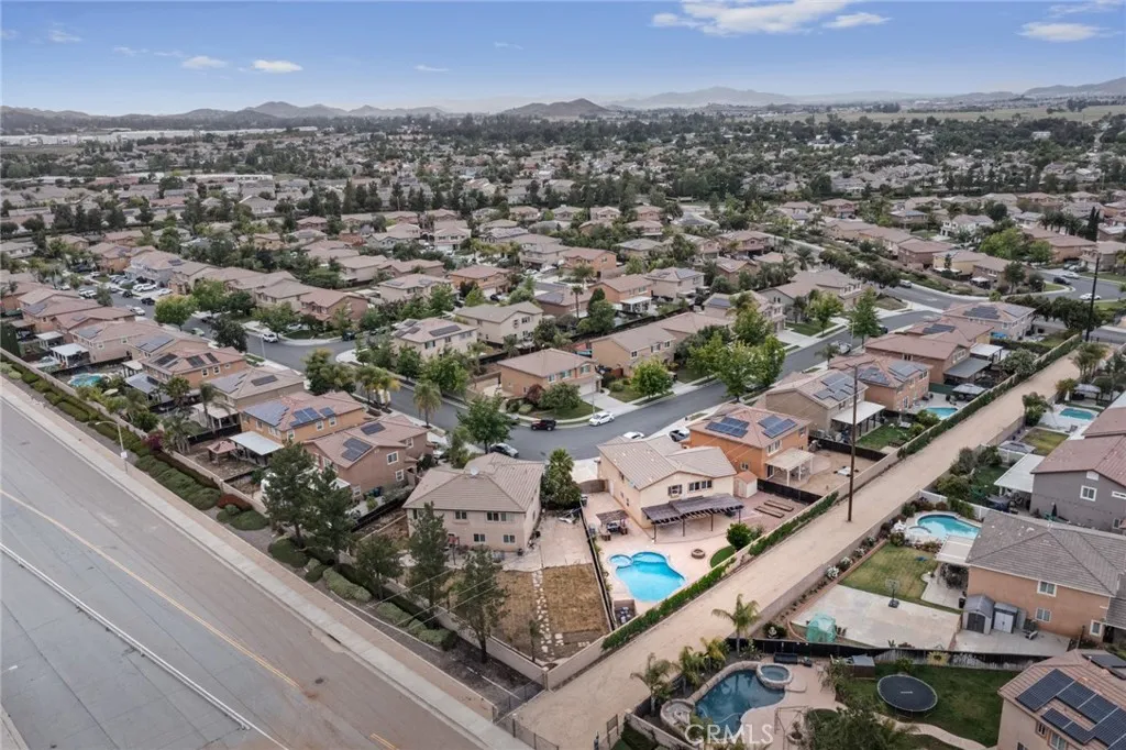 33980 Petunia St, Murrieta, CA 92563