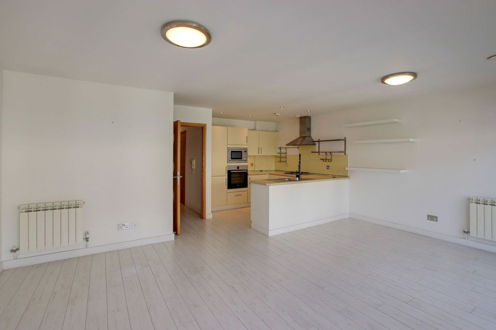 Additional image 5 of 2 bed flat to rent31 Harbour Reach, St Helier JE2