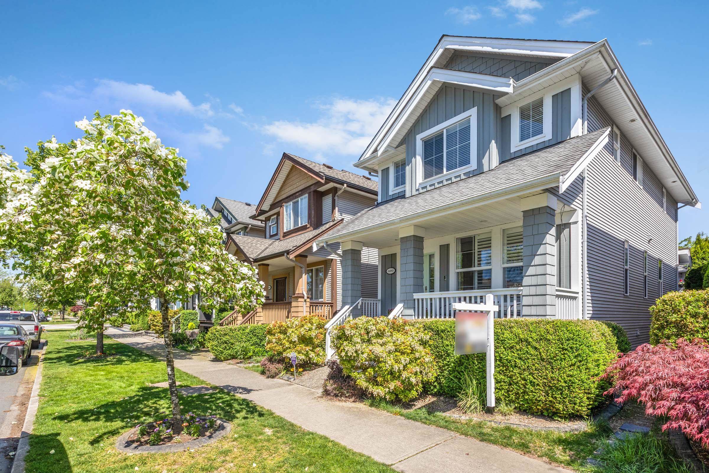 6880 190th Street, Surrey, BC, V4N 5P1