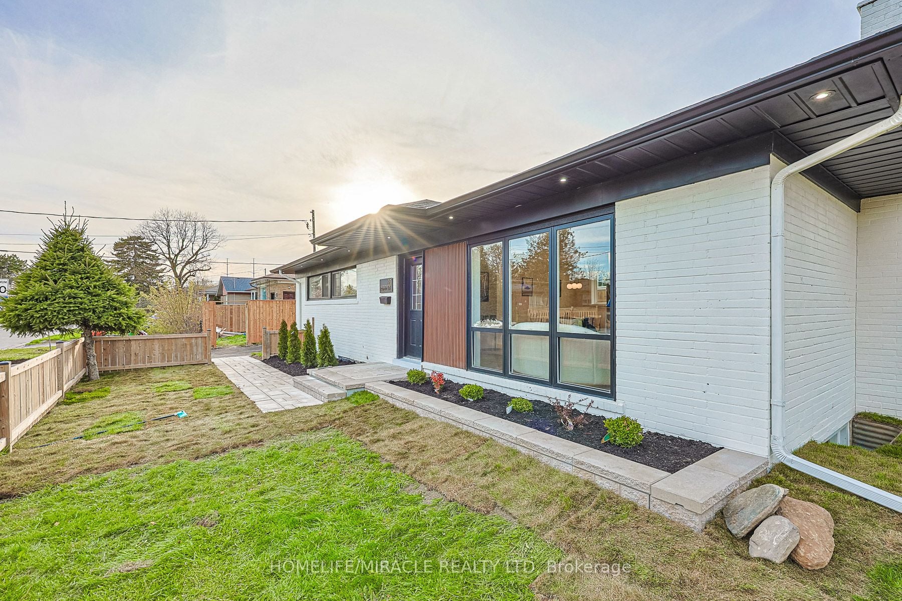 22 Arnprior Road, Toronto, ON, M1K 5A6 photo 4
