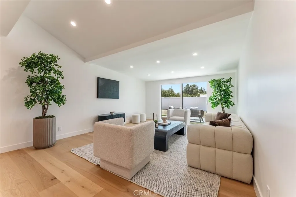 Additional image 11 of 8133 Brimfield Avenue, Panorama City, CA 91402