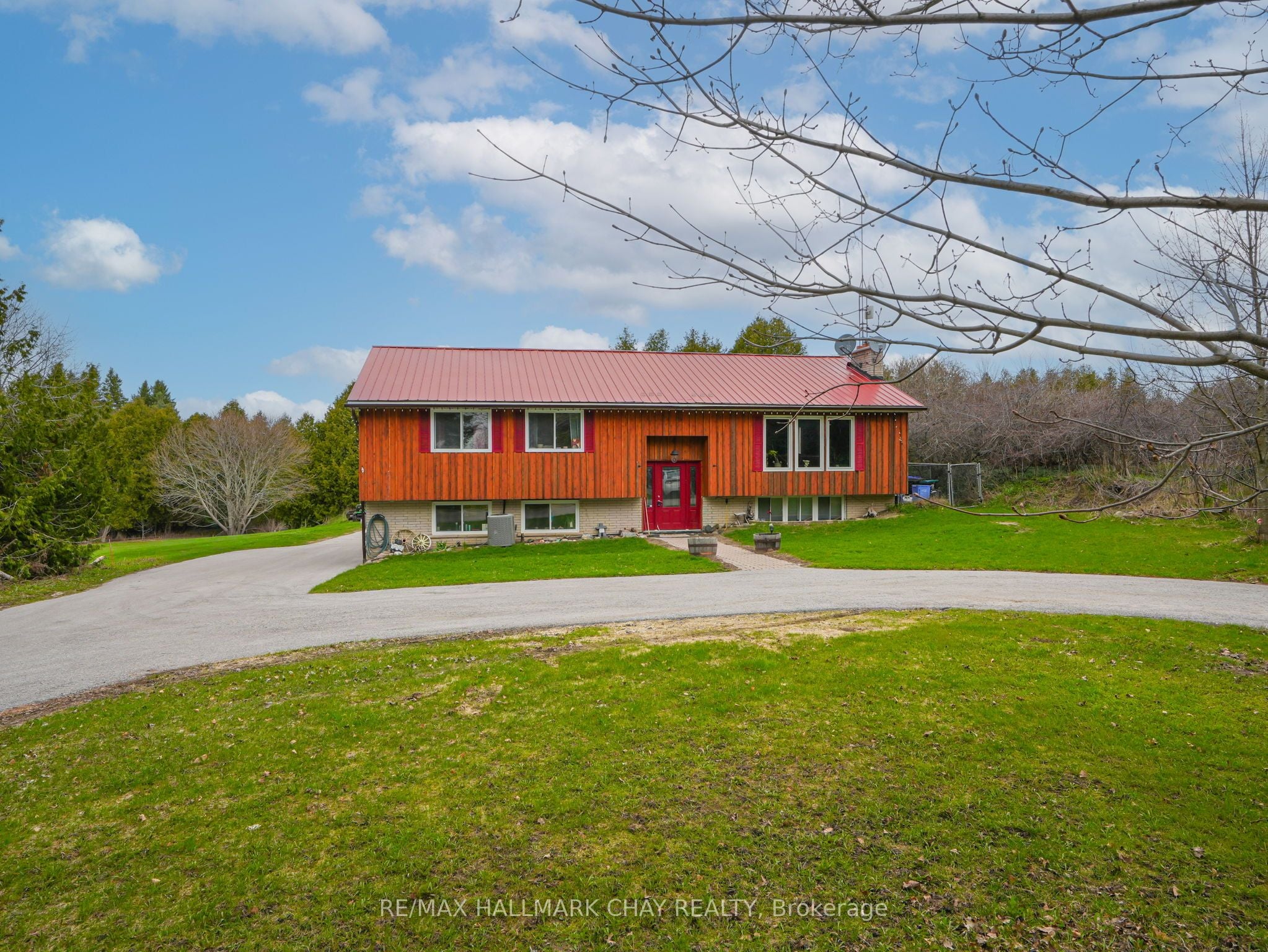 4684 10th Side Road, Essa, ON, L0L 2N0