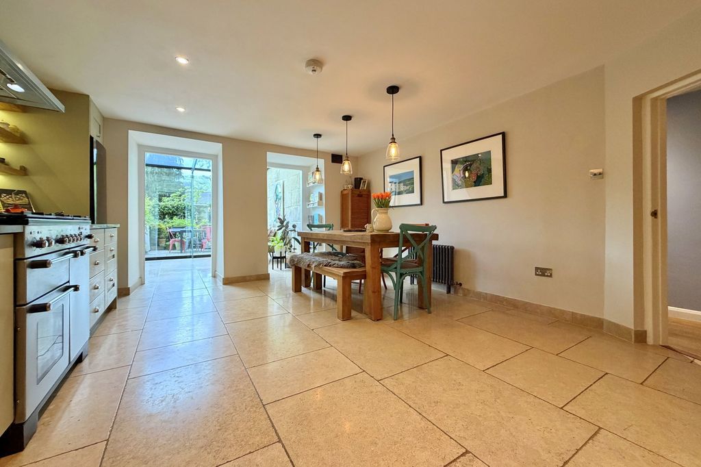 Additional image 3 of 3 bed maisonette for saleGrosvenor Place, Bath BA1