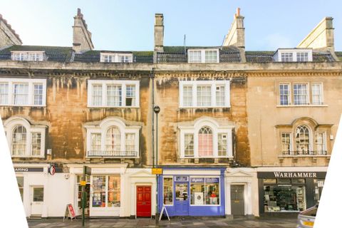 St James's Parade, Bath BA1