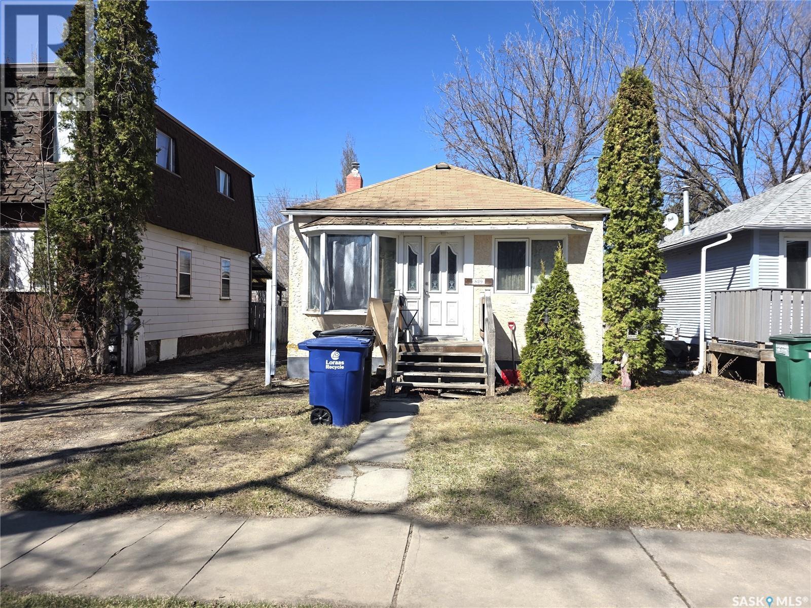 829 I Avenue N, Saskatoon, SK, S7L2H2