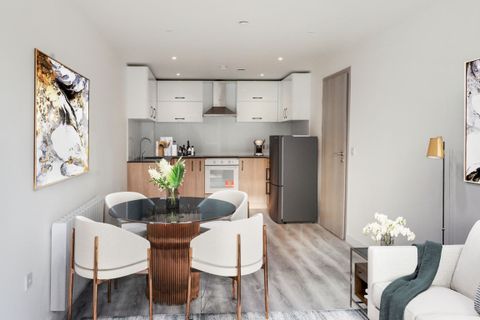 Flat 5 696 The Wells, Woodborough Road, Nottingham NG3