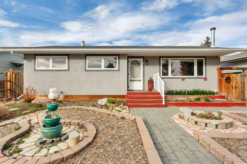 5 Freemont Close, Red Deer, AB, T4N4Y5