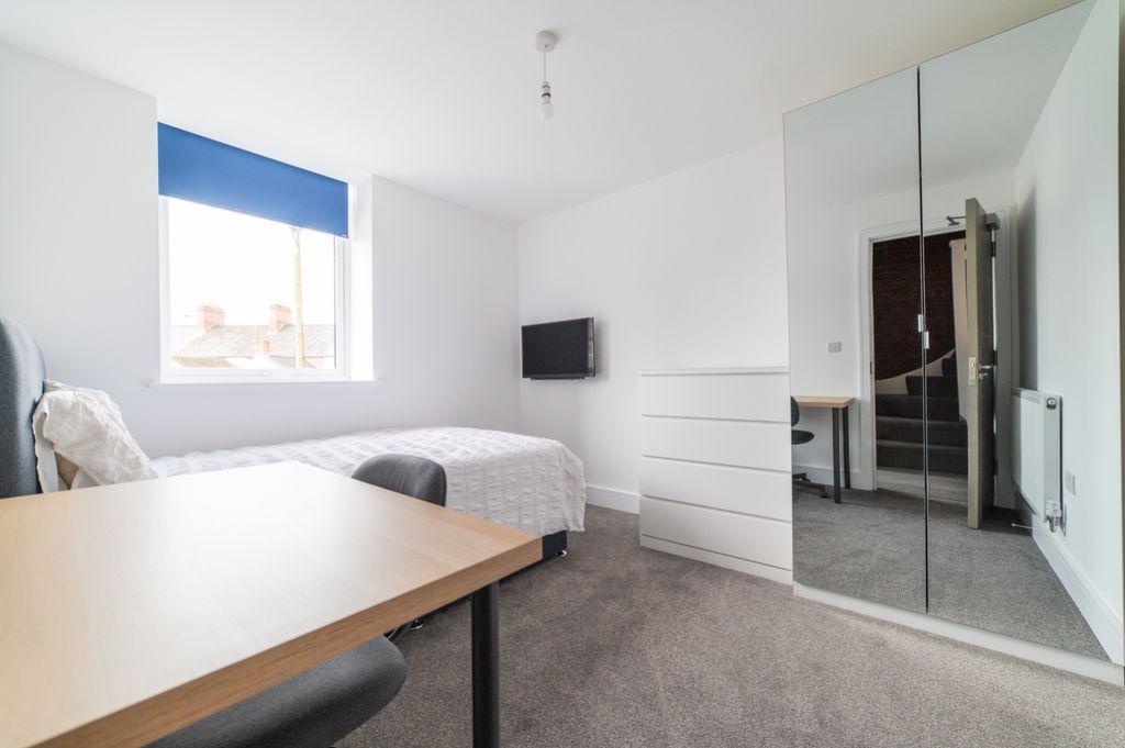 Additional image 5 of 7 bed terraced house to rentFlora Street, Cathays CF24