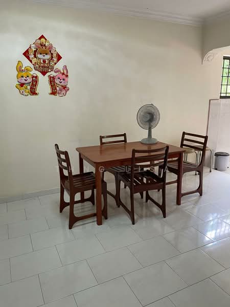 552 Jurong West Street 42