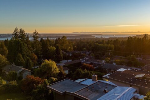 Additional image 8 of 3812 Dalkeith Drive, North Vancouver, BC, V7N 3N6