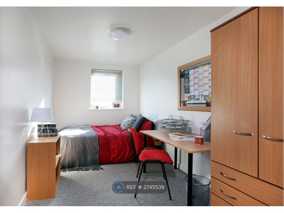 4 bed shared accommodation to rentMulberry Court, Southampton SO14 photo 4