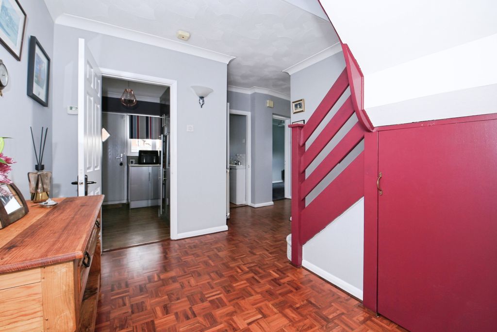 Additional image 3 of 5 bed detached house for saleDanes Close, Peterborough PE1