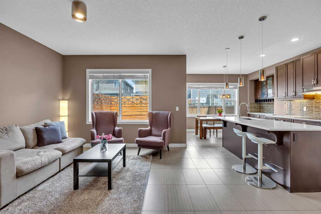 Additional image 4 of 131 Sherwood Street NW, Calgary, AB, T3R 0P1