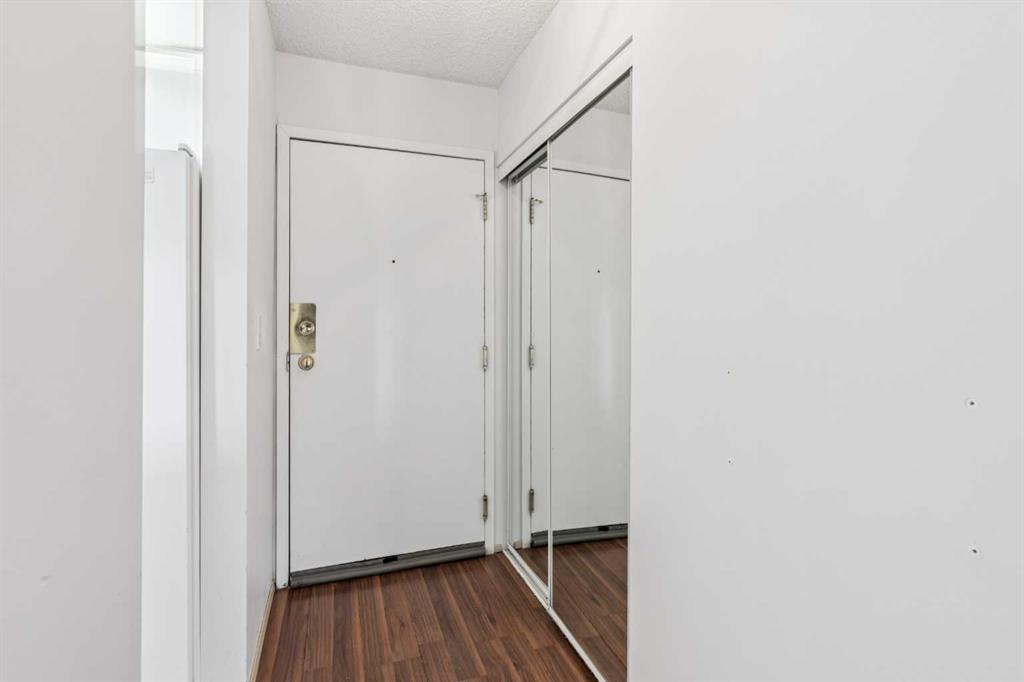 Additional image 6 of 418-10 Dover Point SE, Calgary, AB, T2B3J8