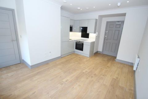Monument Apartments, Newcastle Upon Tyne NE1