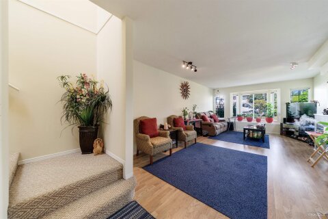 Additional image 8 of 215 W 18th Street, North Vancouver, BC, V7M 1W7