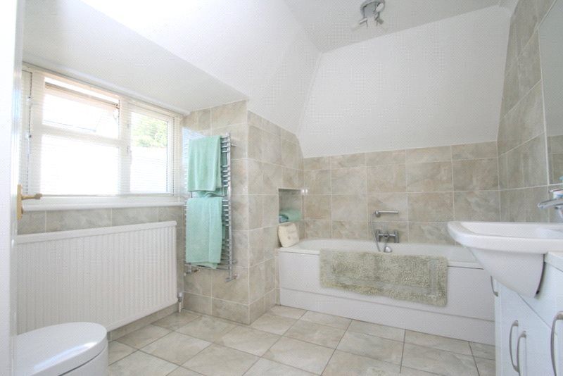Additional image 14 of 4 bed detached house to rentEast Drive, Angmering, West Sussex BN16