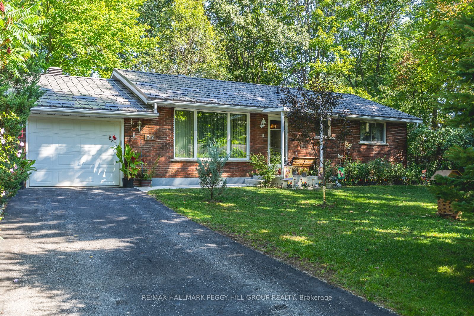 82 Helena Street, Wasaga Beach, ON, L9Z 1R1