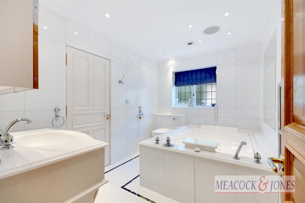 Additional image 29 of 7 bed detached house for saleHutton Mount, Brentwood CM13