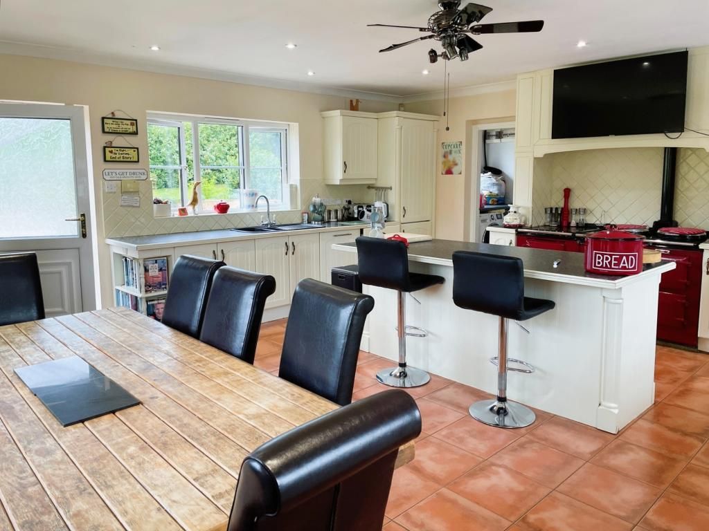 Additional image 4 of 5 bed detached house for saleWoolfehill Road, Eye, Peterborough PE6