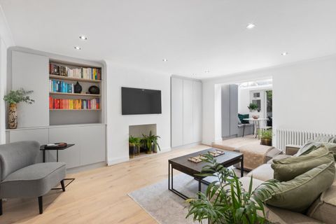 Godolphin Road, Shepherd's Bush, London W12