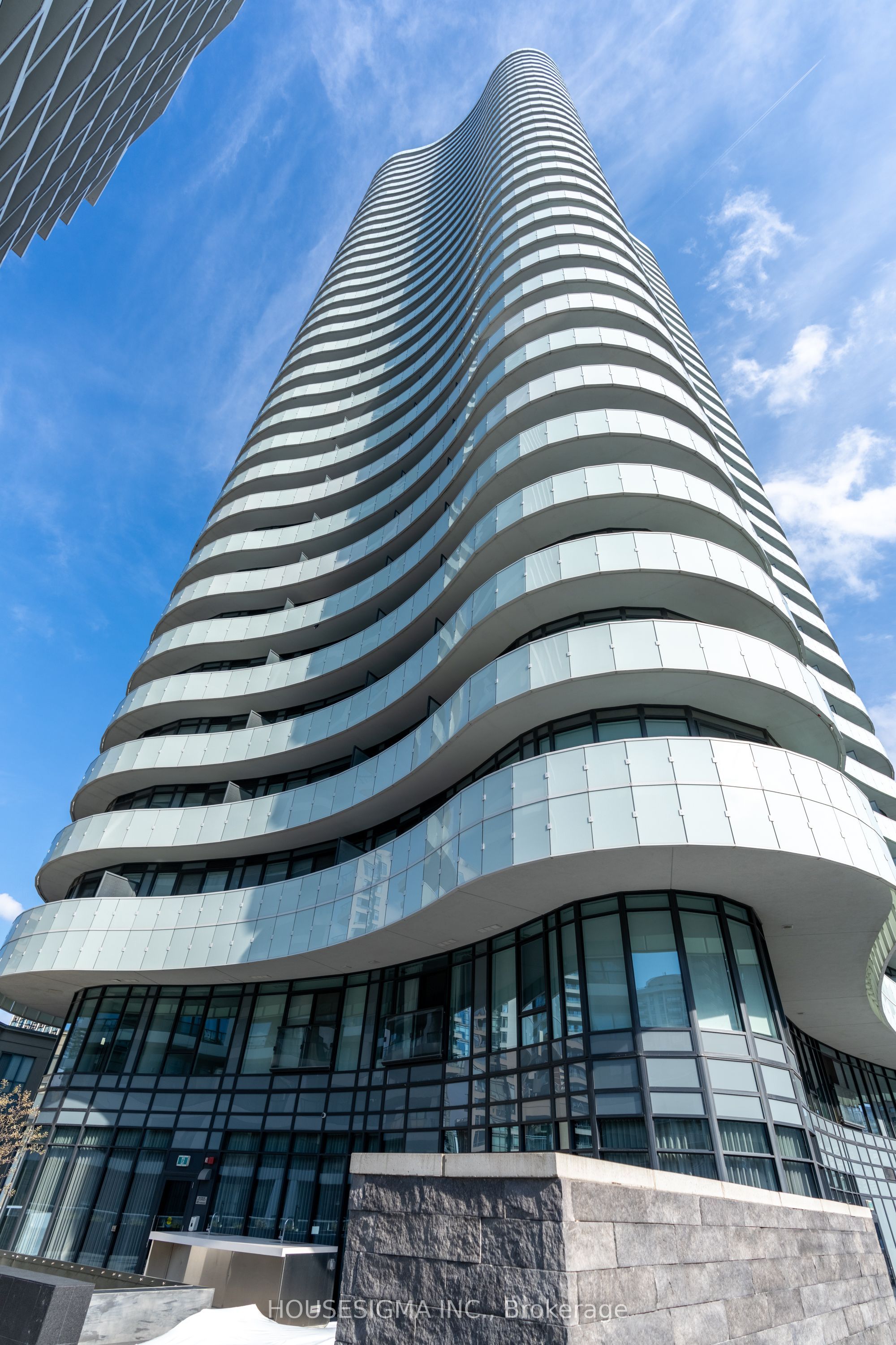 902-403 Church Street S, Toronto, ON, M4Y 2C2
