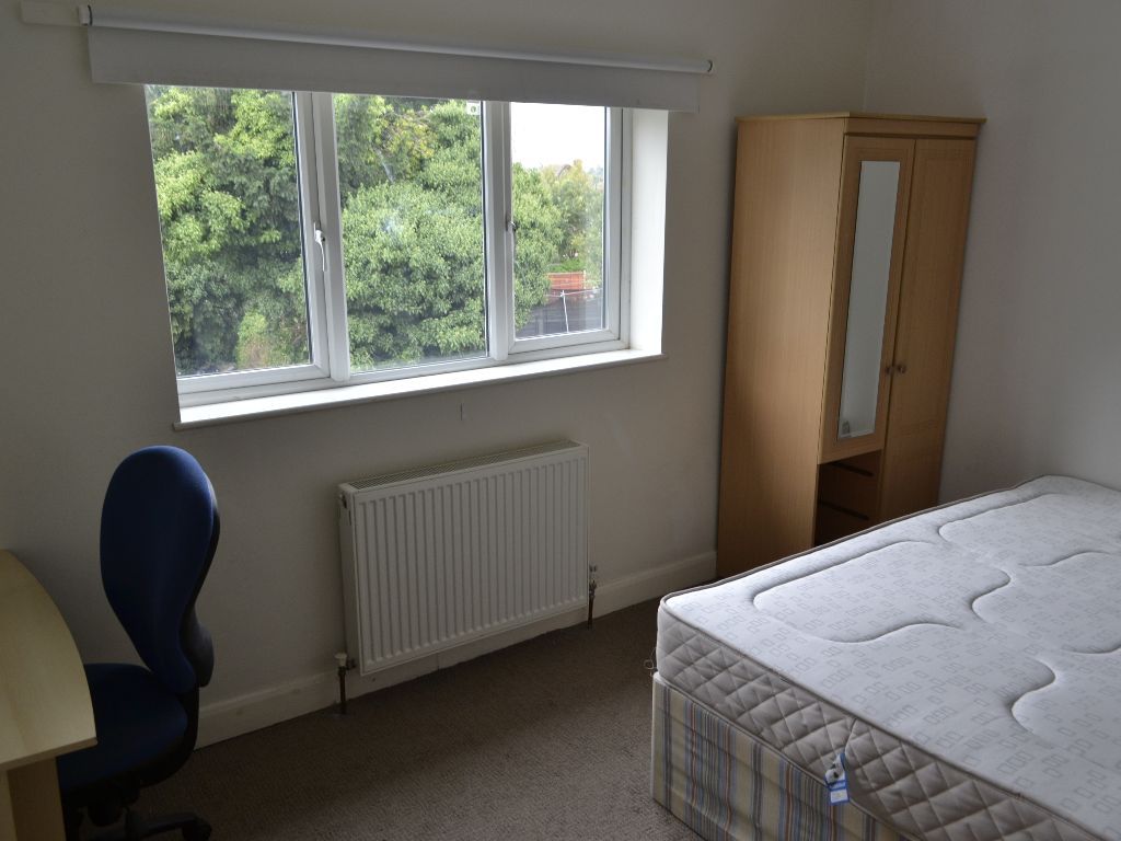 Additional image 10 of 6 bed semi-detached house to rentSouthlea Avenue, Leamington Spa CV31