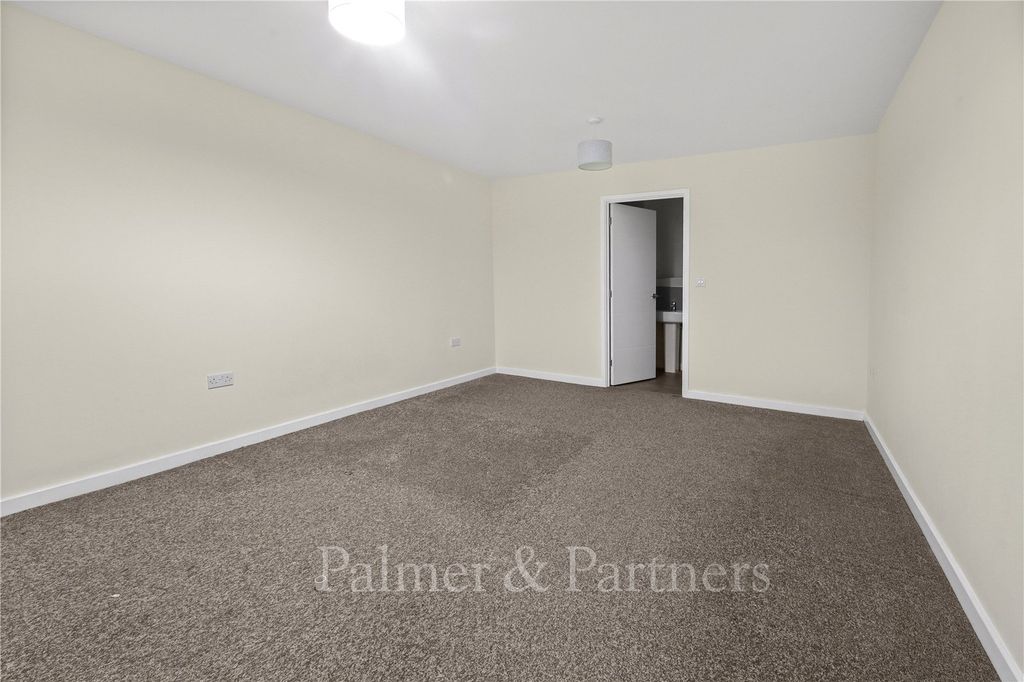 Additional image 11 of 4 bed flat to rentSt Edmund House, Rope Walk, Ipswich, Suffolk IP4