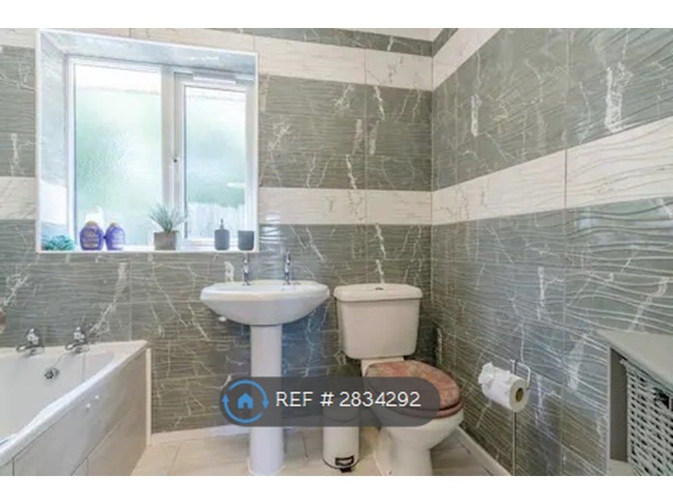 Additional image 15 of 4 bed terraced house to rentShenton Close, Swindon SN3