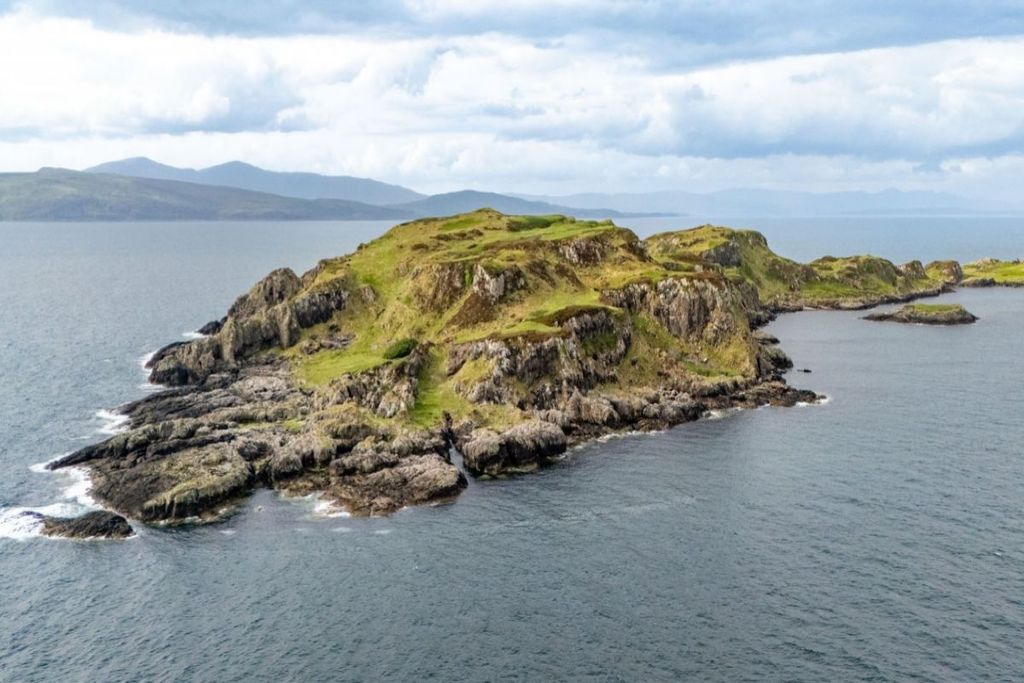Land for saleInsh Island, Clachan Seil, Oban, Argyll And Bute PA344Tn PA34