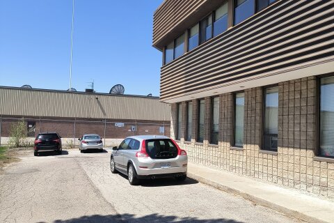 Additional image 8 of 2A-12 Upjohn Road, Toronto, ON, M3B 2V9