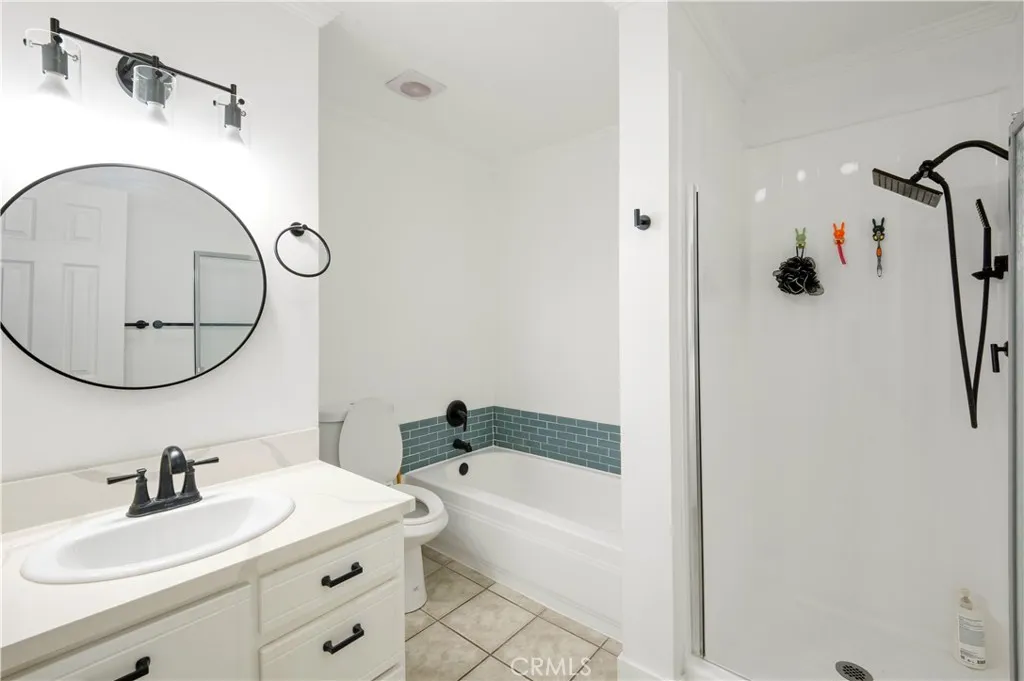 Additional image 19 of 1602 N King, Street APT#D4, Santa Ana, CA 92706