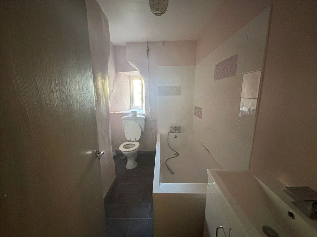 Additional image 7 of 1 bed flat for saleSt. Marys Street, Haverfordwest, Pembrokeshire SA61