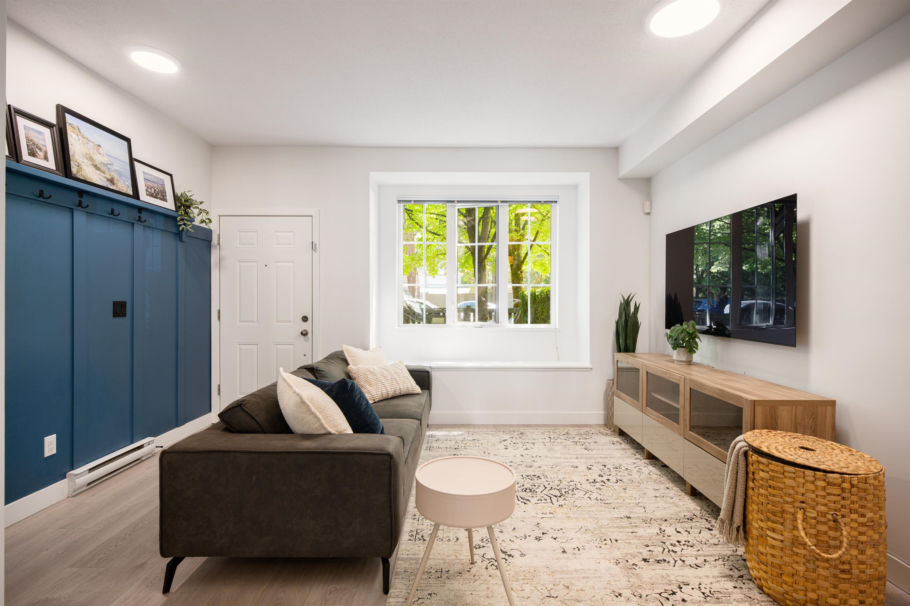 Additional image 5 of 2-8533 Cumberland Place, Burnaby, BC, V3N 5C1