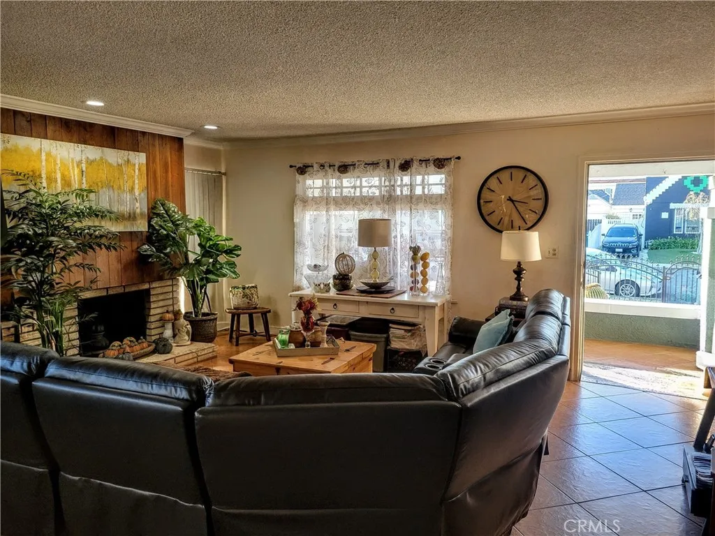 Additional image 4 of 1934 Vineyard Avenue, Los Angeles, CA 90016