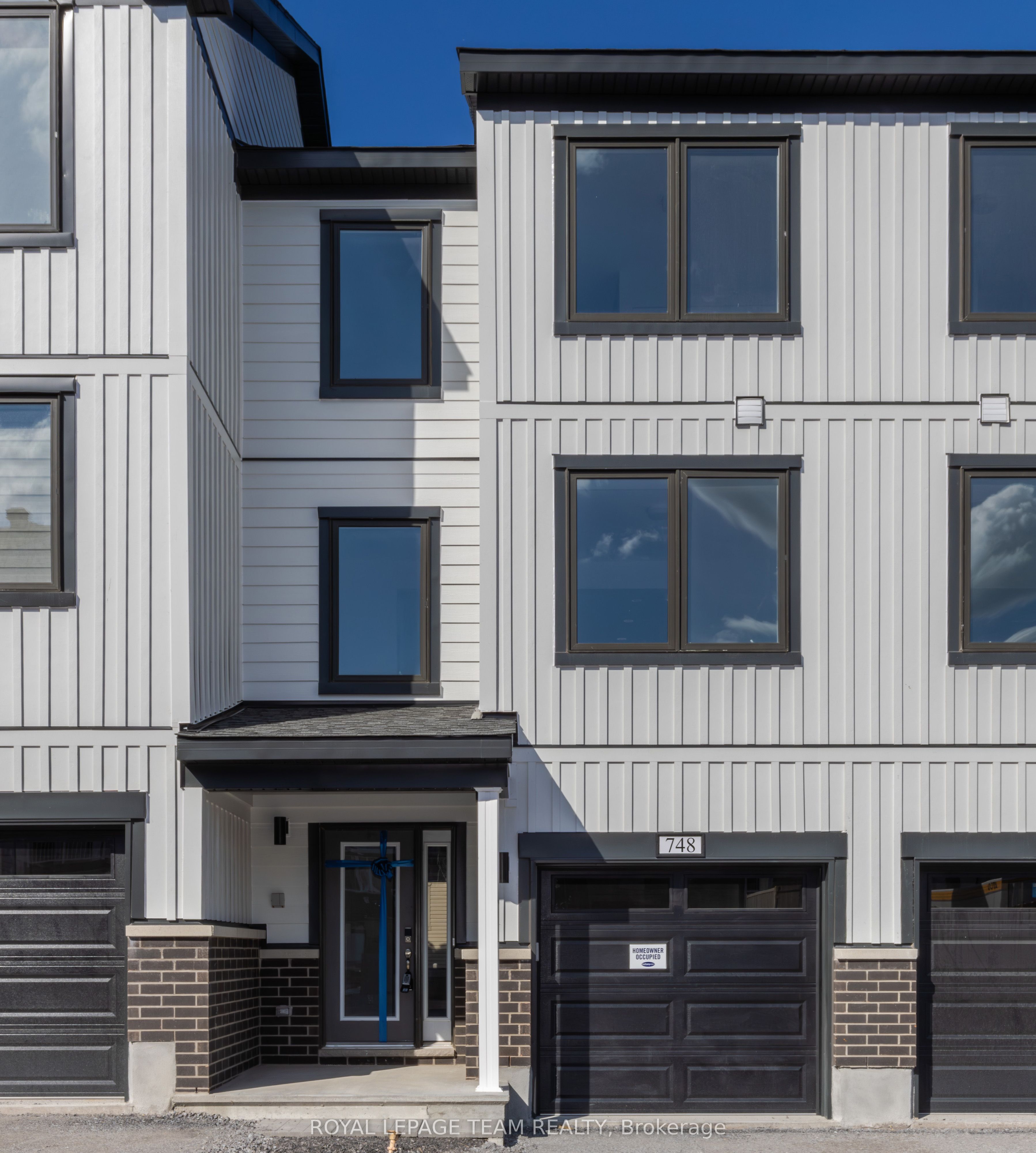 748 Kinstead Private, Ottawa, ON, K2S 3B3