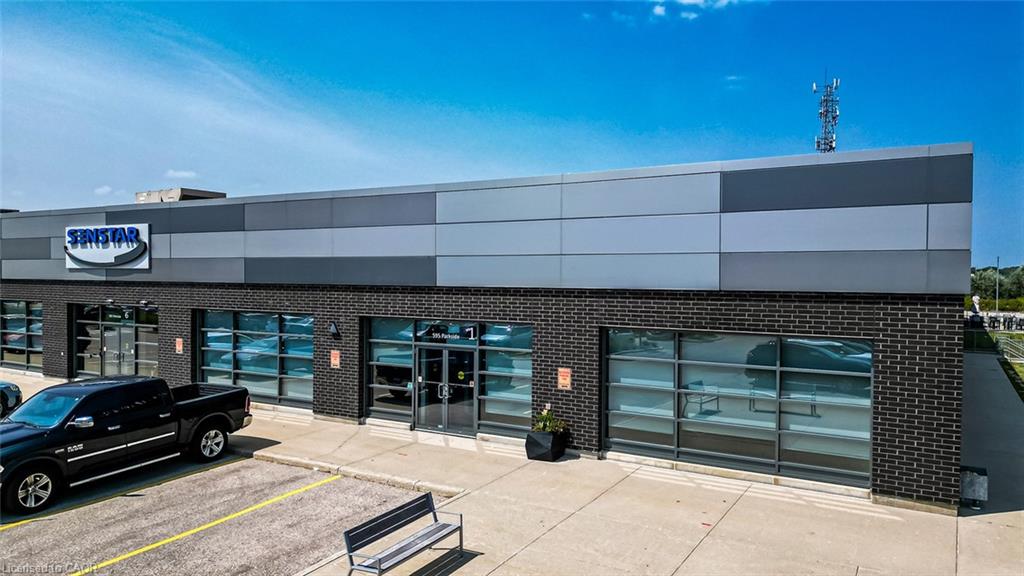 B01-595 Parkside Drive, Waterloo, ON, N2V 1K4