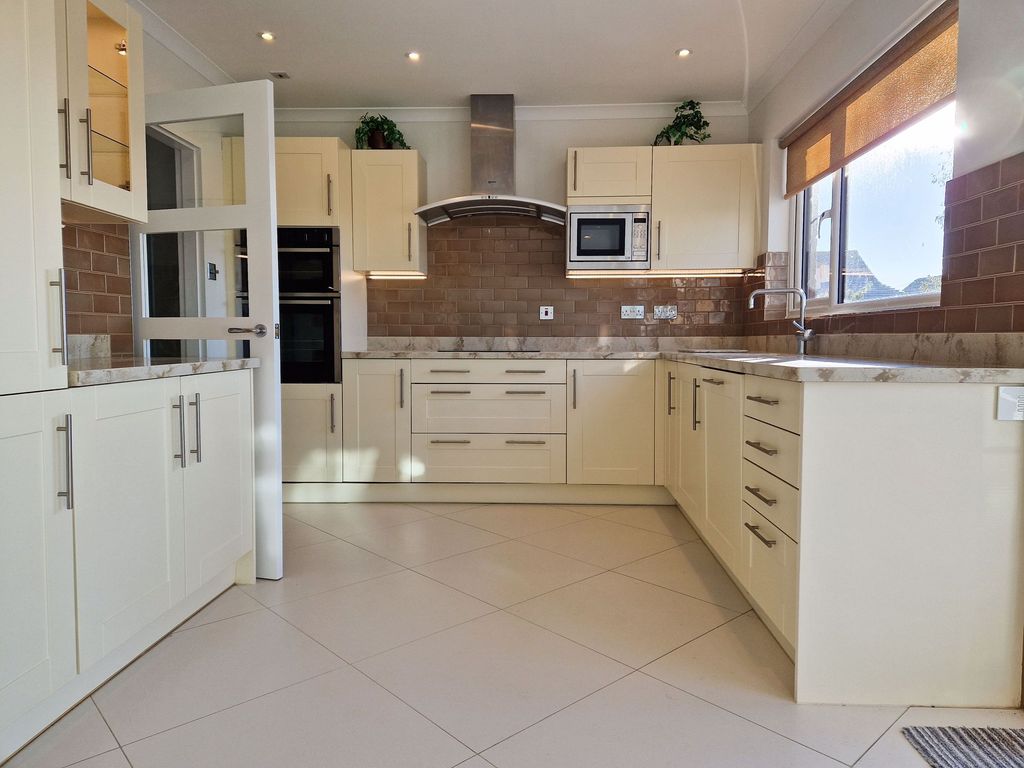 Additional image 6 of 3 bed property to rentLa Rue Du Saut Falluet, St. Peter JE3