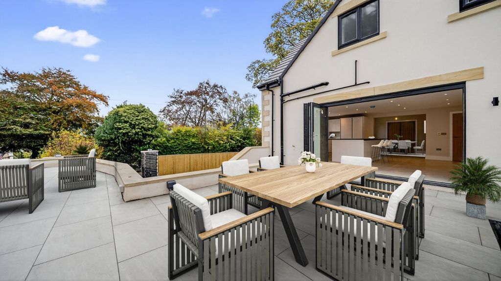 Additional image 27 of 5 bed detached house to rentLeeds Road, Bramhope, Leeds, West Yorkshire LS16