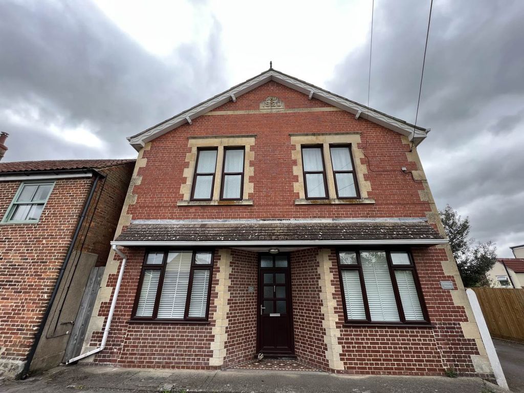 Additional image 8 of 3 bed flat to rentPetticoat Lane, Dilton Marsh, Nr Westbury BA13